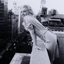 LuxeArt Marilyn On The Roof I by Getty Images - 30X40