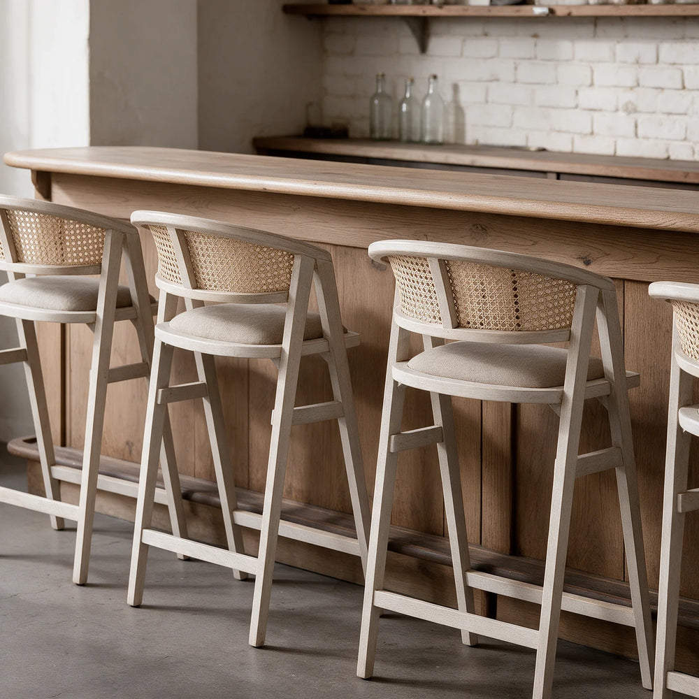 Bar & Counter